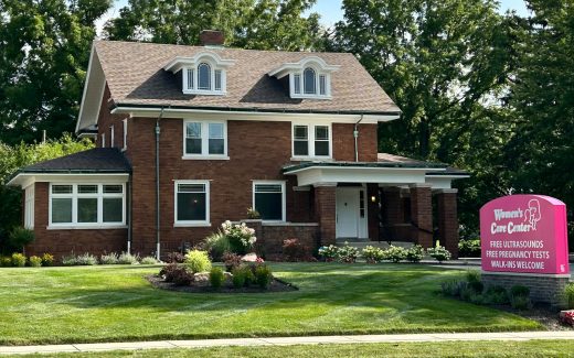 Fort Wayne Lake exterior